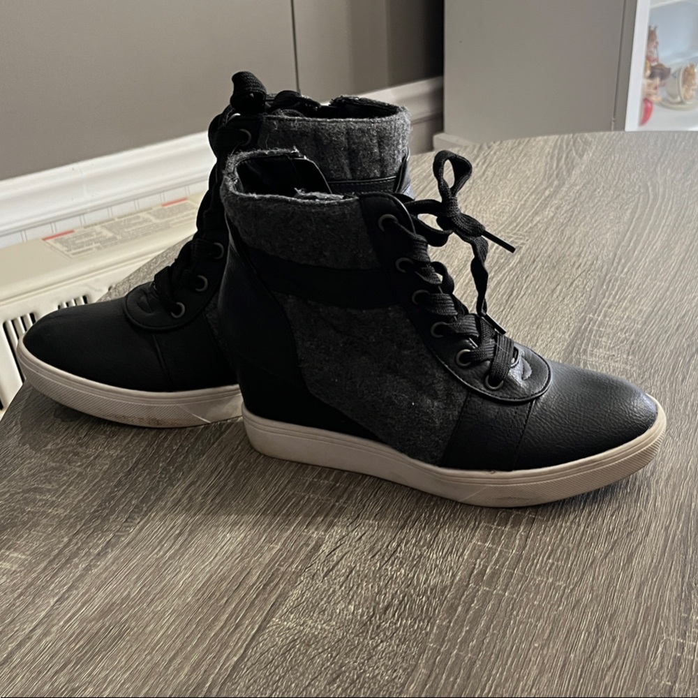 Maurices Black and Gray Women's Shoes